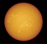 Snímek sluneční chromosféry (Hvězdárna Valašské Meziříčí).
